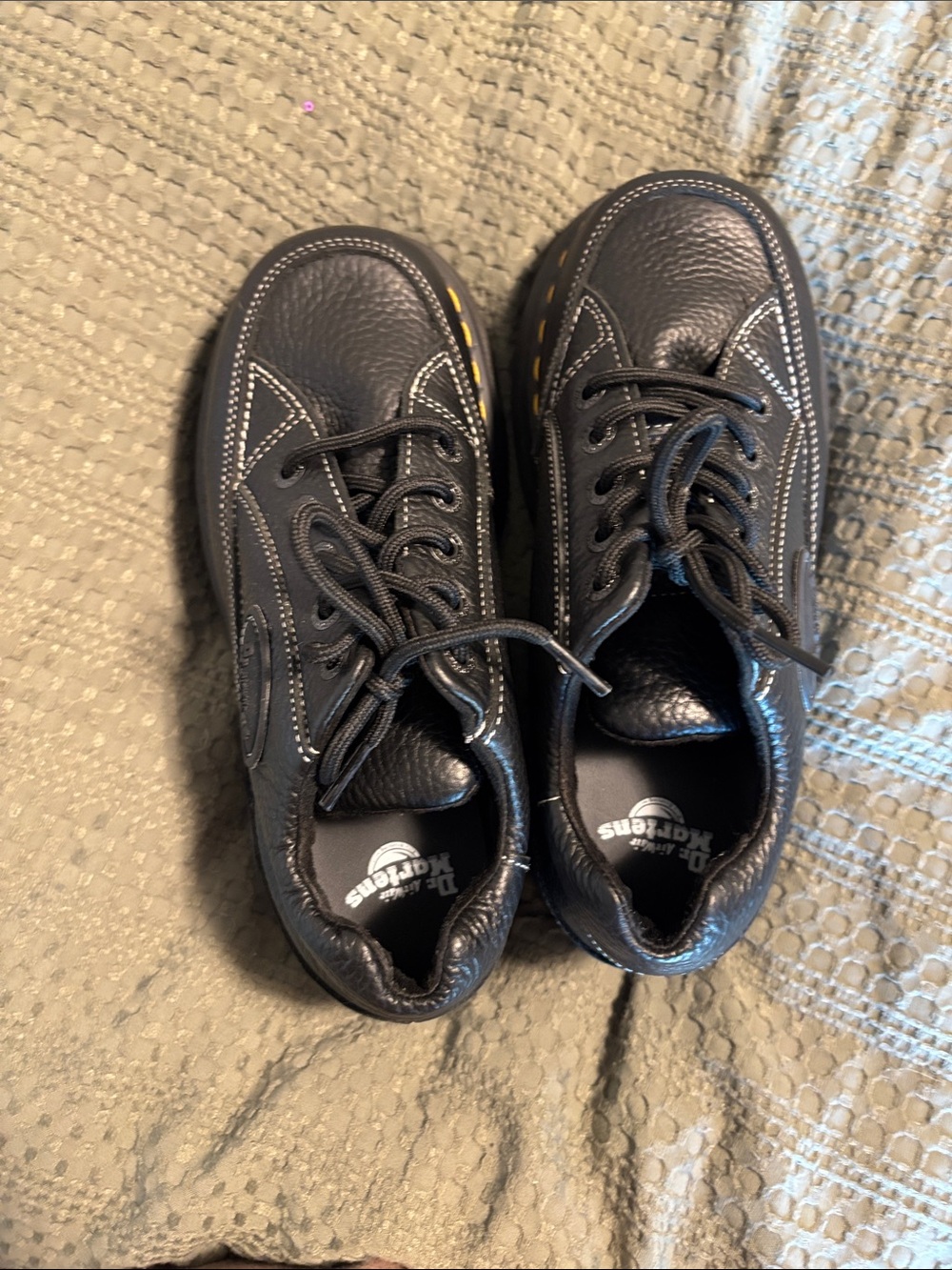 Dr martens black buzz shoes